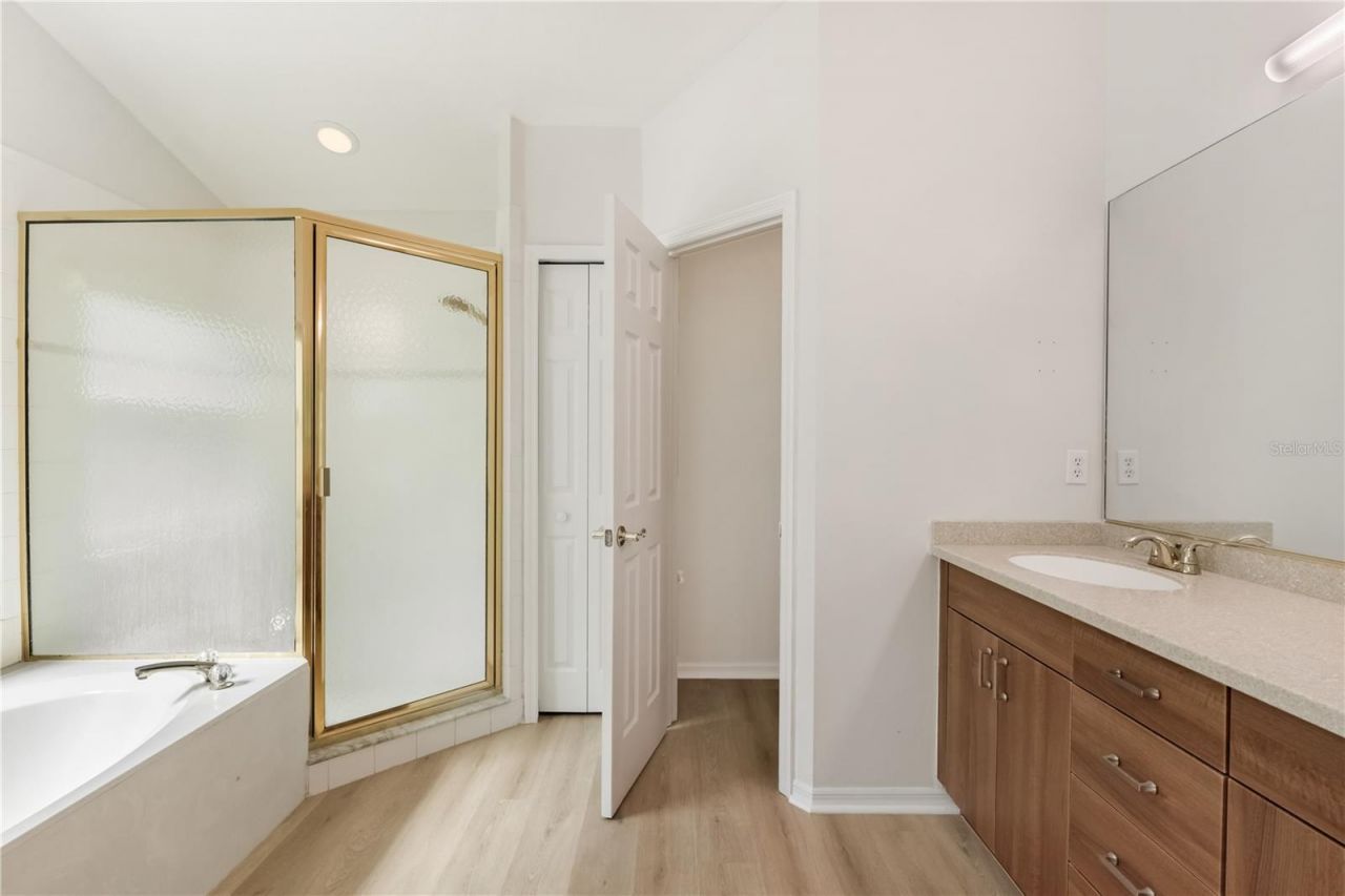 6801 Superior Street Circle, Sarasota, FL 34243 Photo