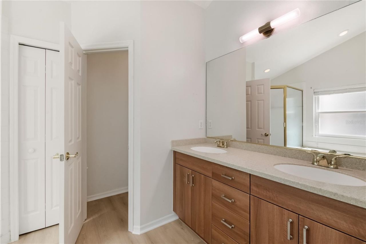 6801 Superior Street Circle, Sarasota, FL 34243 Photo