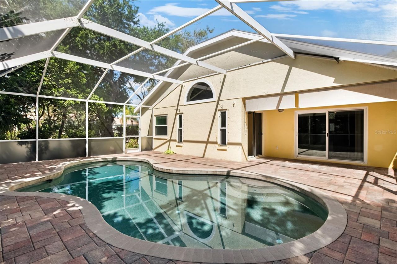 6801 Superior Street Circle, Sarasota, FL 34243 Photo