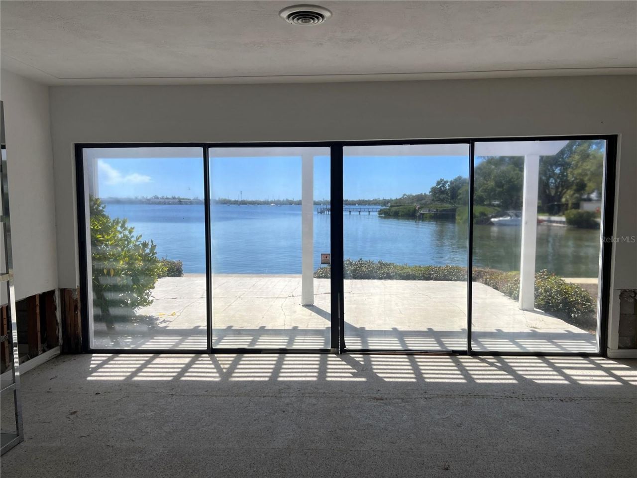 2431 Sunrise Drive Se, Saint Petersburg, FL 33705 Photo