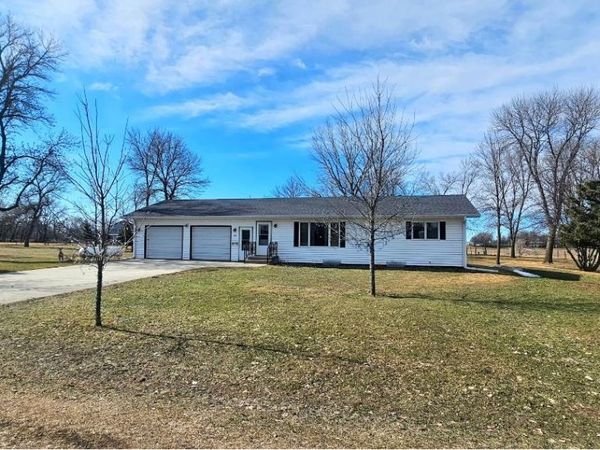 101 Pacific Avenue, Donnelly, MN 56235