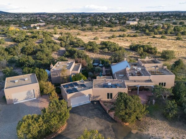 5 Montana Court, Santa Fe, NM 87508