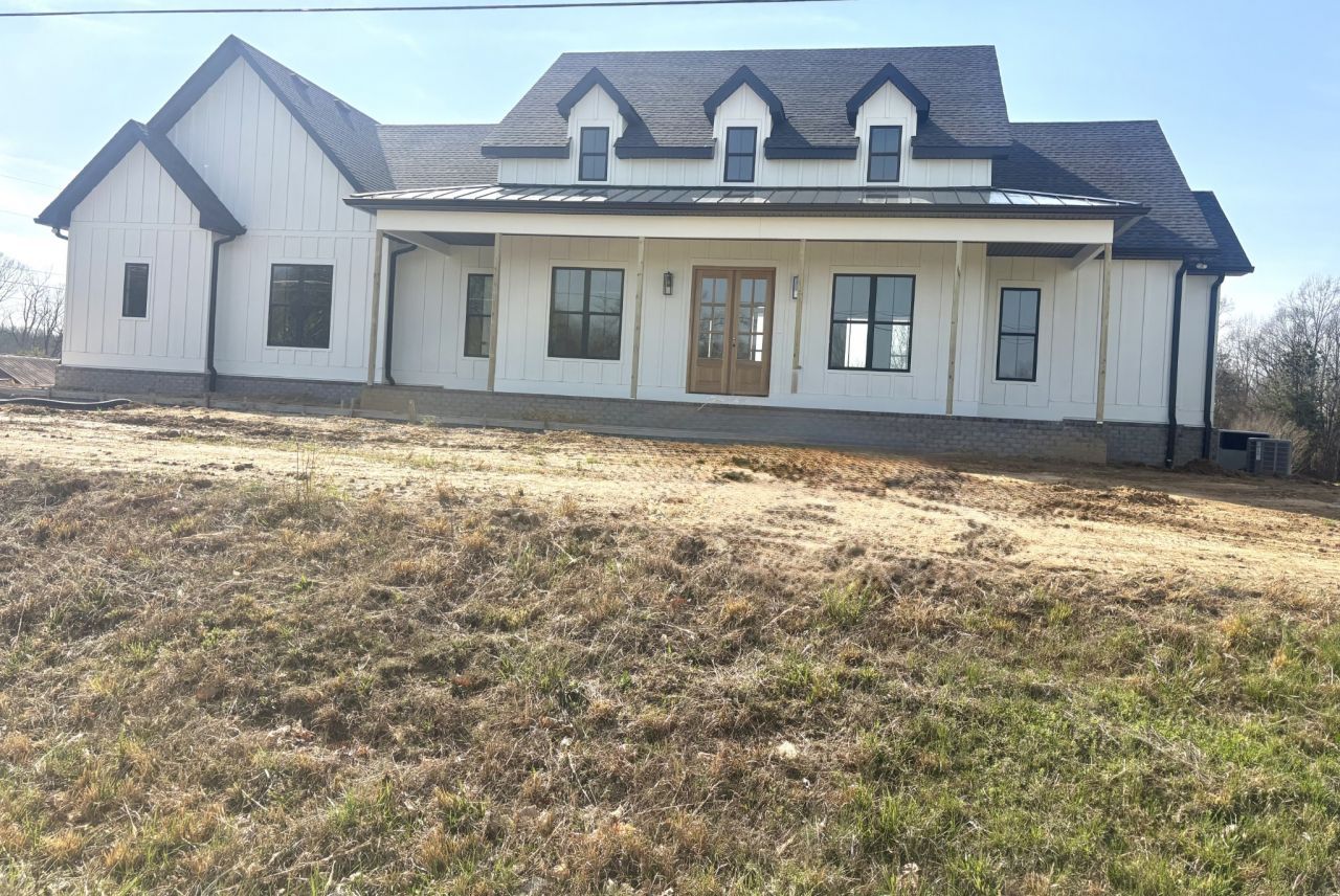 2622 Deer Creek Ln , White House, TN 37188 Main Photo