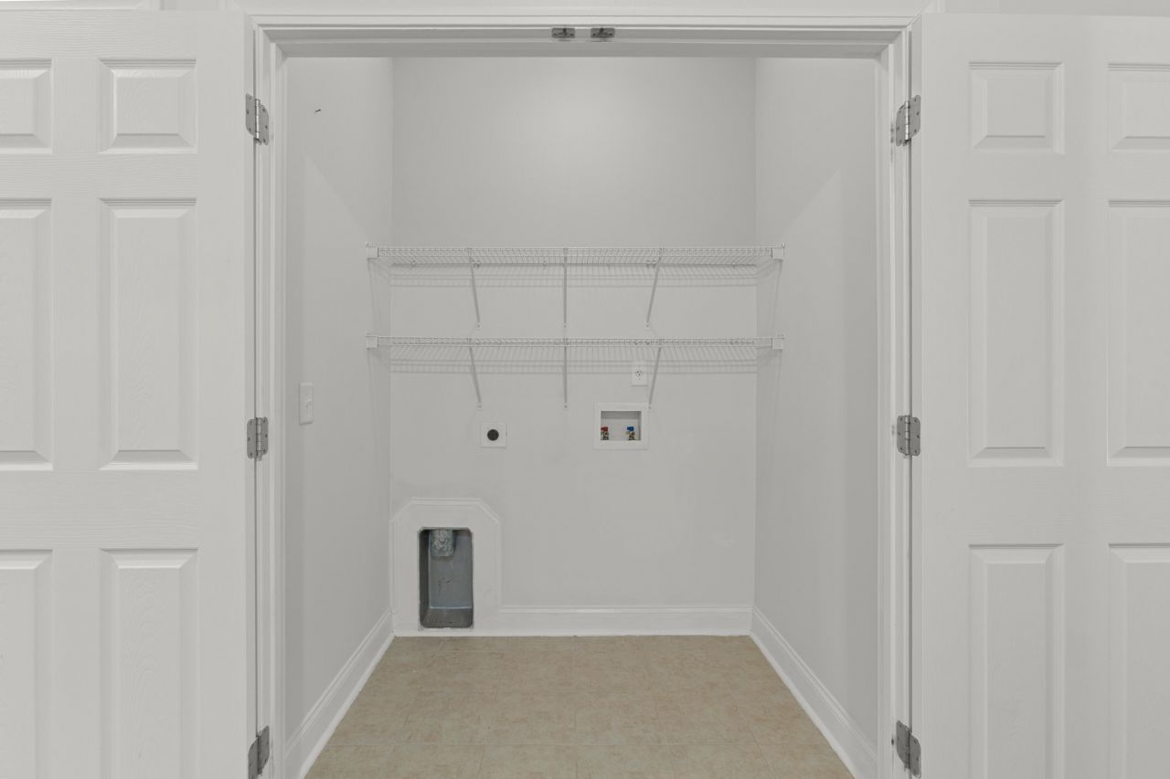 2456 Deer Ridge Lane Photo 13