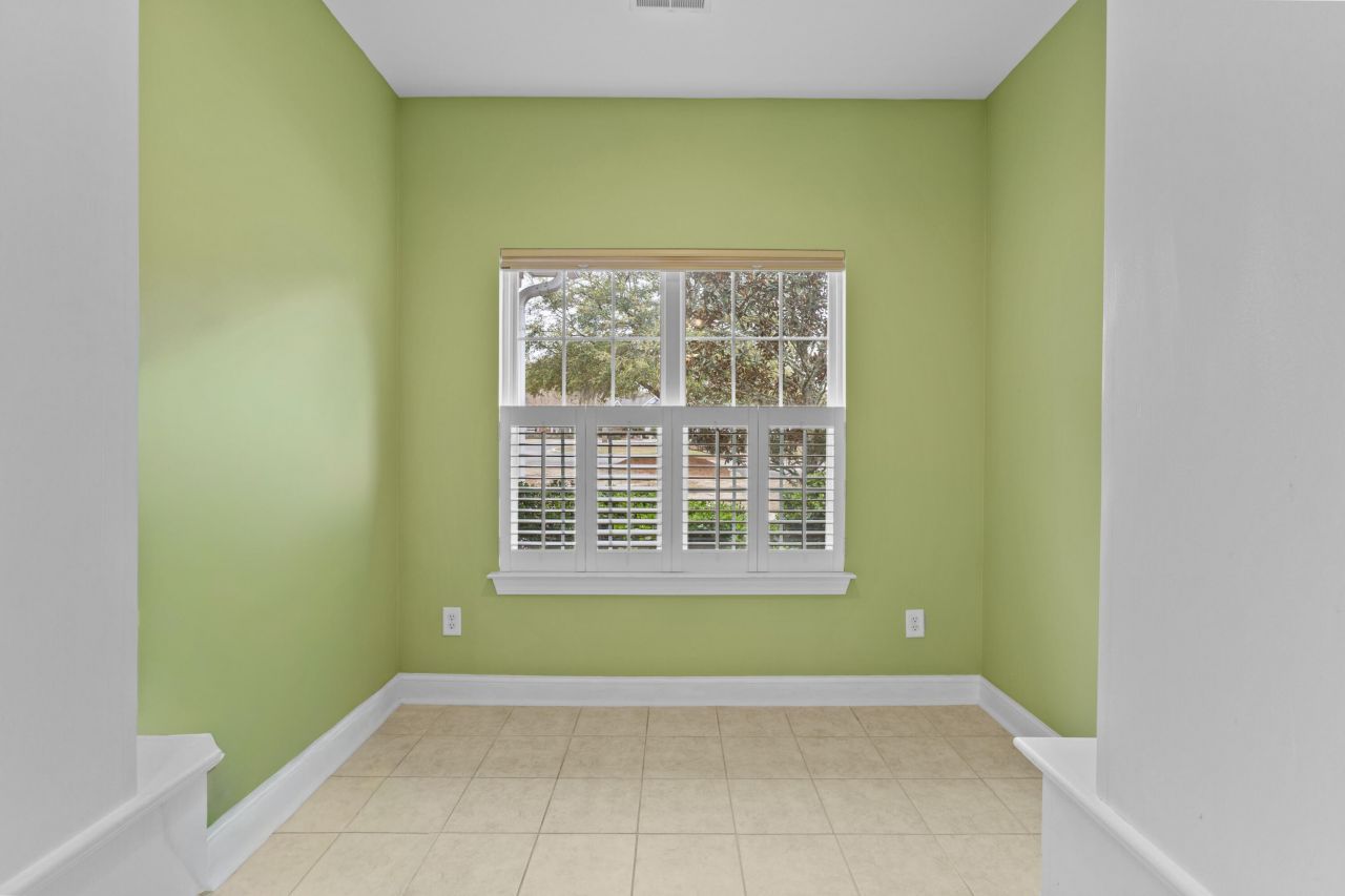 2456 Deer Ridge Lane Photo 6