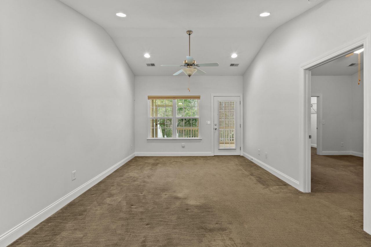 2456 Deer Ridge Lane Photo 7