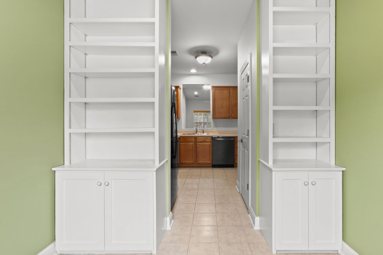 2456 Deer Ridge Lane Photo 8