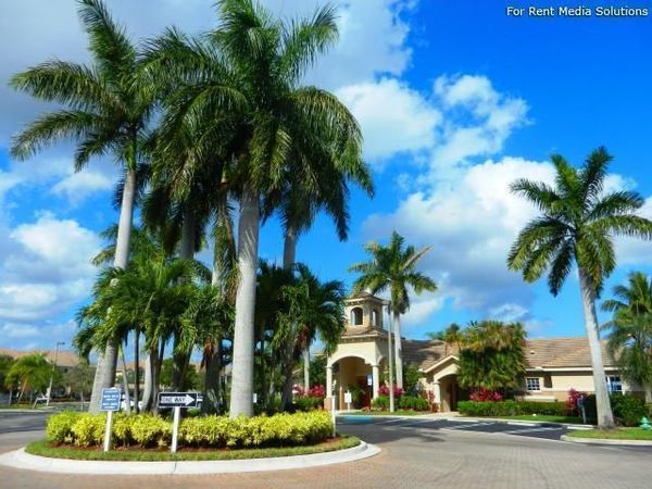 8955 Okeechobee Boulevard, Unit 206, West Palm Beach, FL 33411