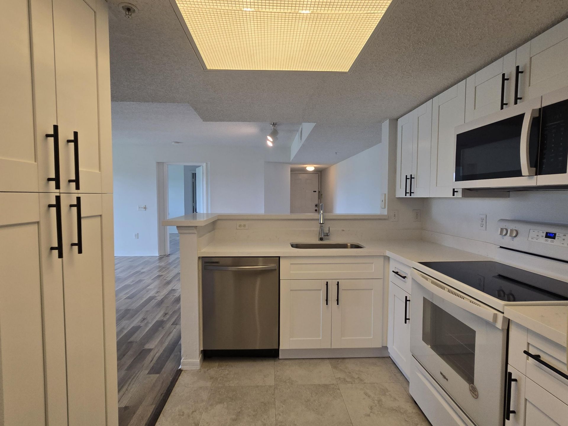 8955 Okeechobee Boulevard, Unit 206, West Palm Beach, FL 33411 Photo