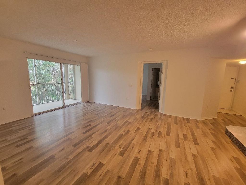 8955 Okeechobee Boulevard, Unit 206, West Palm Beach, FL 33411 Photo