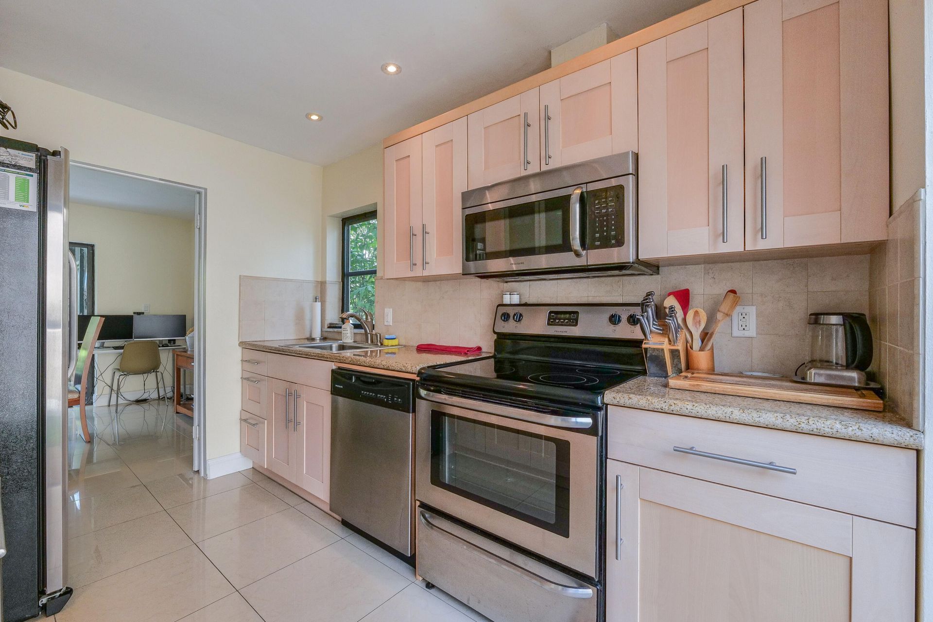 5523 Constant Spring Terrace, Unit 222, Lauderhill, FL 33319 Photo