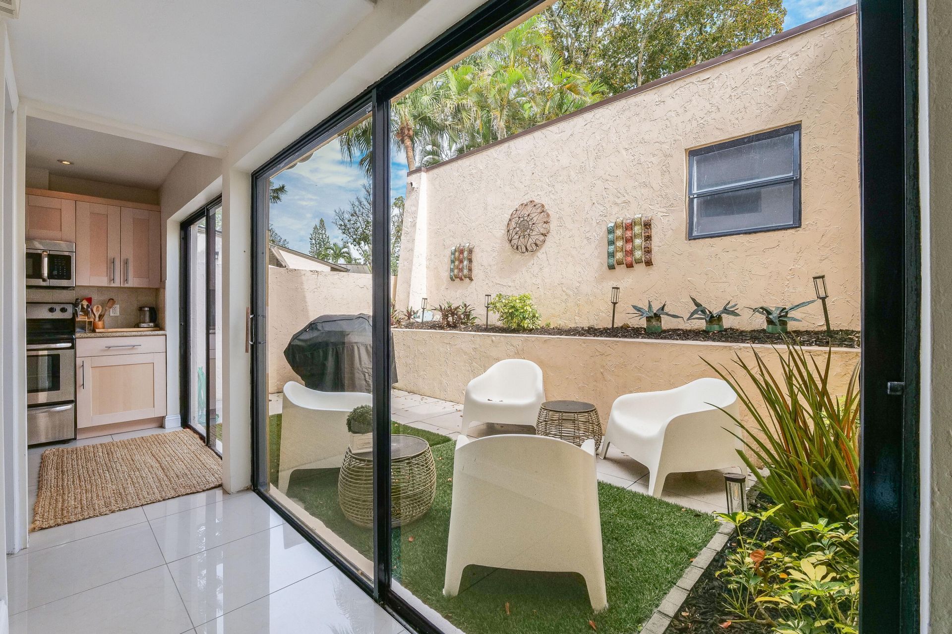 5523 Constant Spring Terrace, Unit 222, Lauderhill, FL 33319 Photo