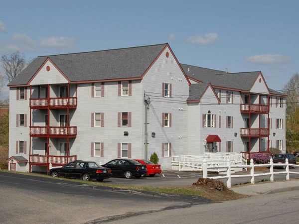 7 Railroad Avenue, Unit 103, Derry, NH 03038