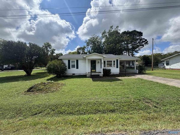 52 Page Street, Woodville, AL 35776