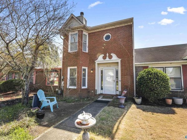 415 Autumnwood Drive SW, Decatur, AL 35601