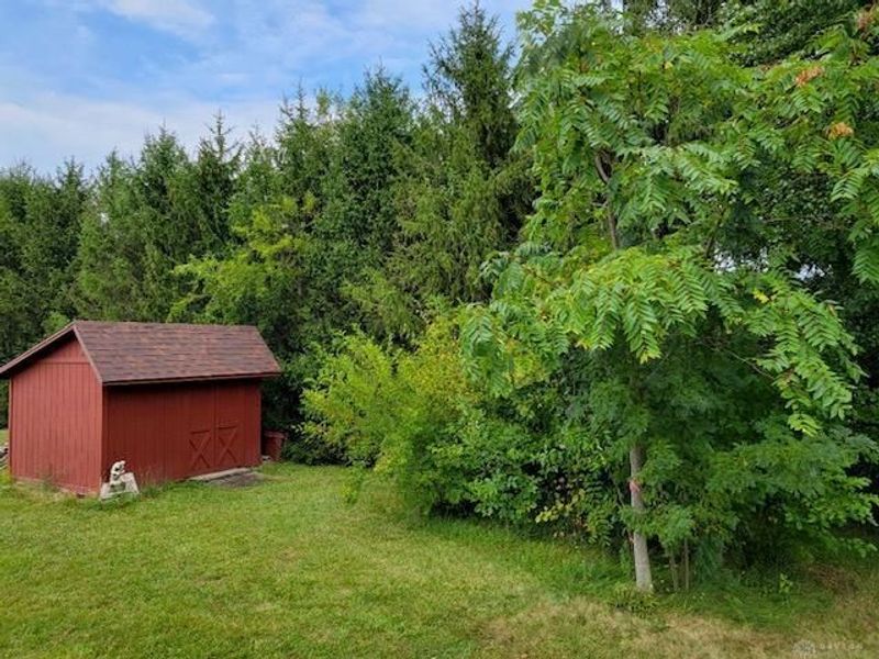 8492 Wellbaum Rd, Brookville, OH 45309 Photo 3