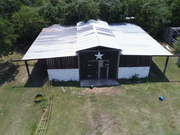 14200 County Road 2180, Richland, TX 76681