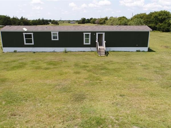 14200 County Road 2180 , Richland, TX 76681