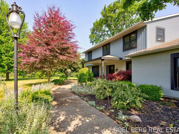 11575 Leonard Road, Nunica, MI 49448