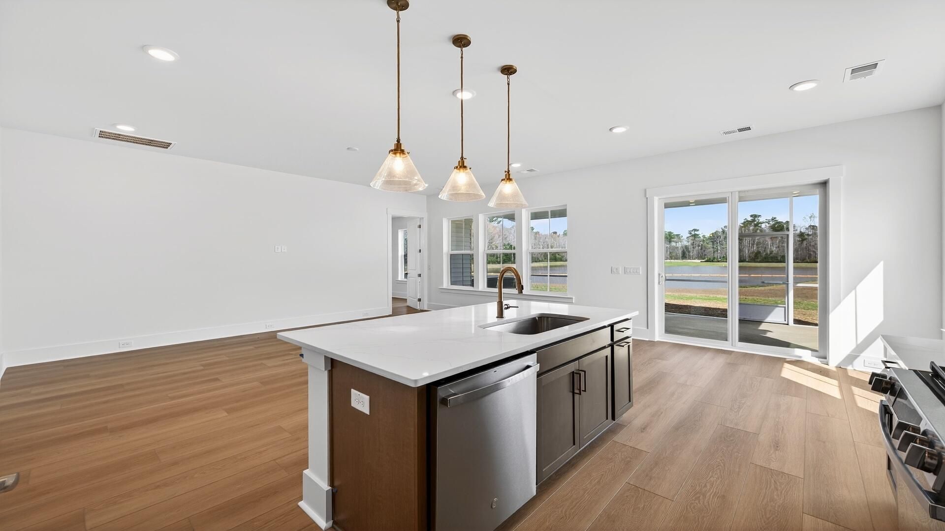 406 Evening Glow Lane Photo 6