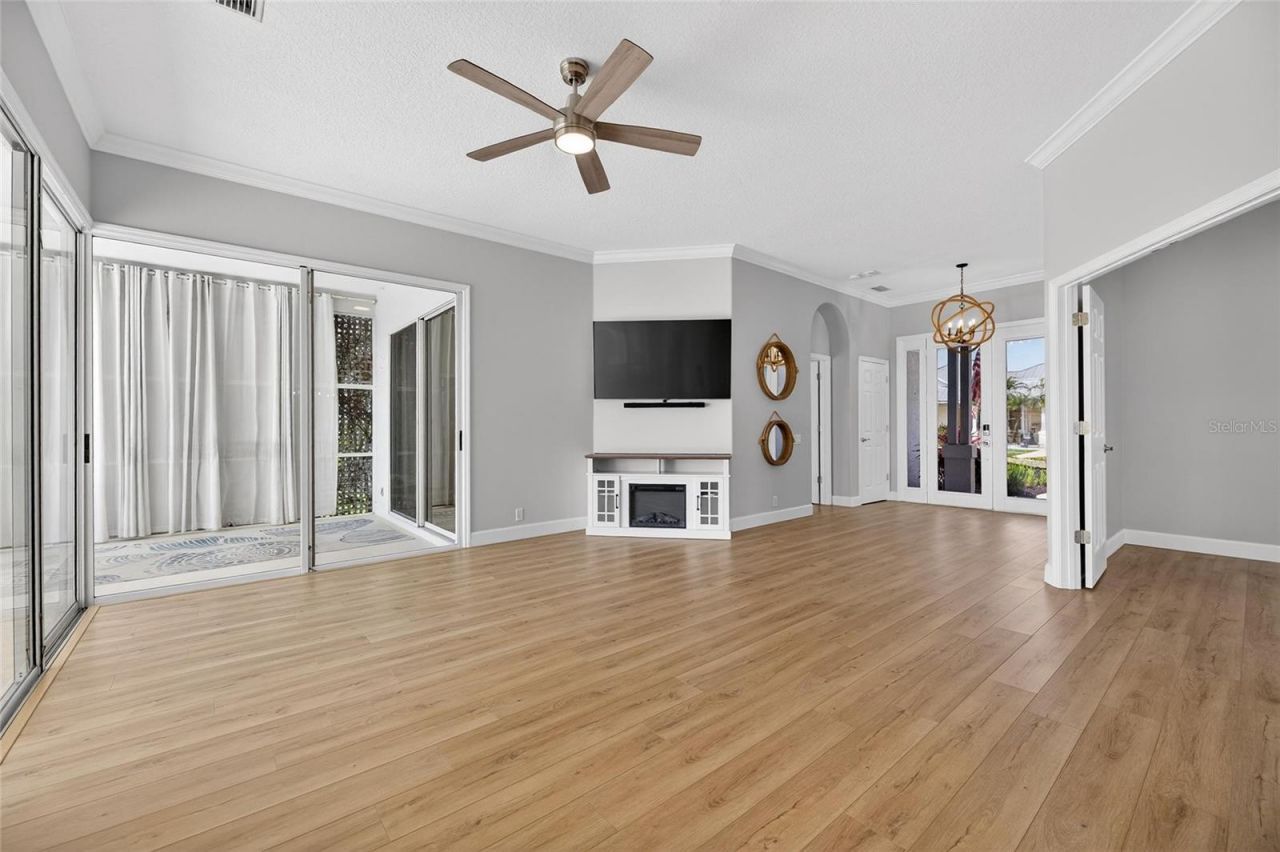 4720 Clipper Drive, Bradenton, FL 34208 Photo