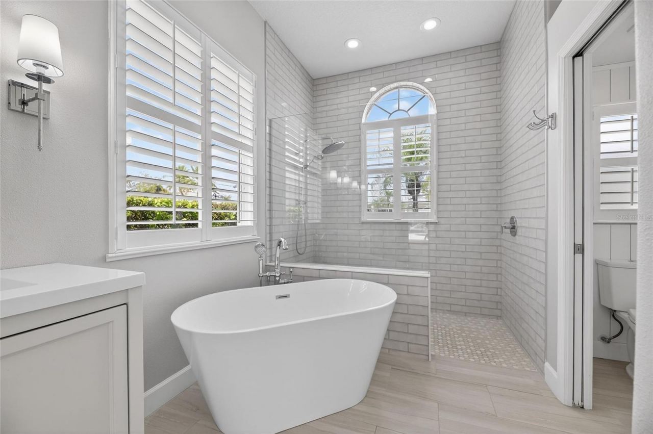 4720 Clipper Drive, Bradenton, FL 34208 Photo