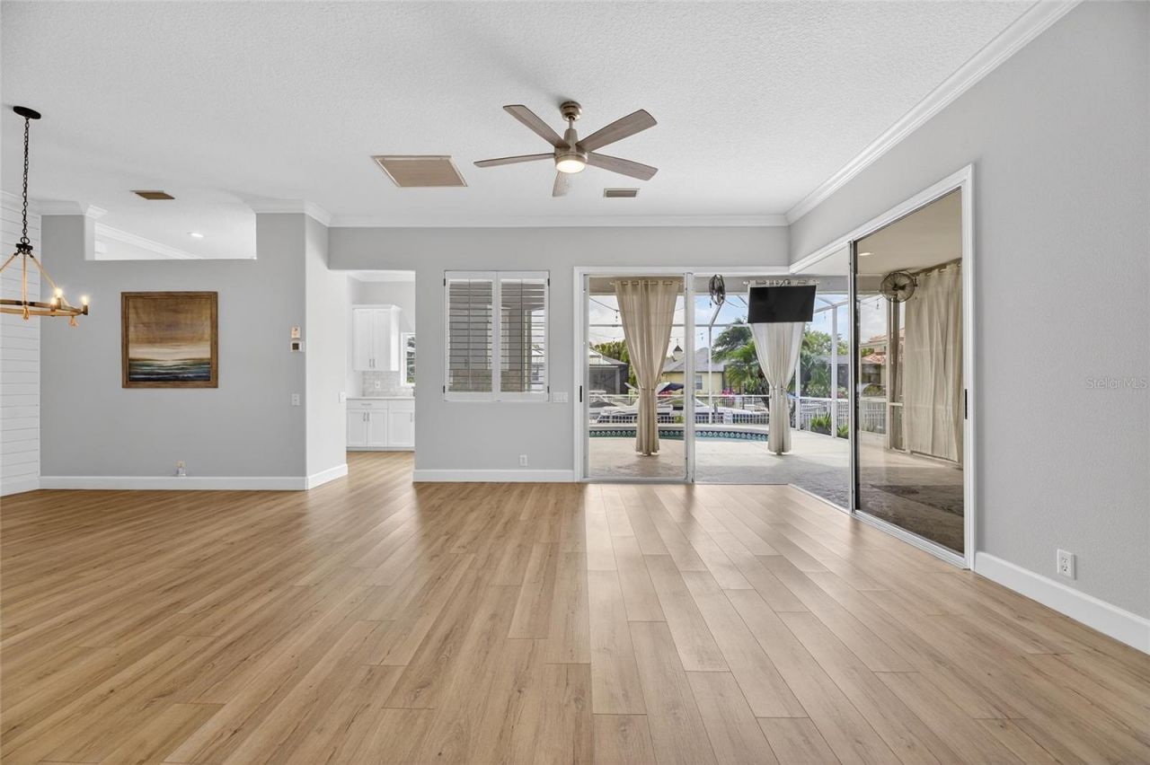 4720 Clipper Drive, Bradenton, FL 34208 Photo