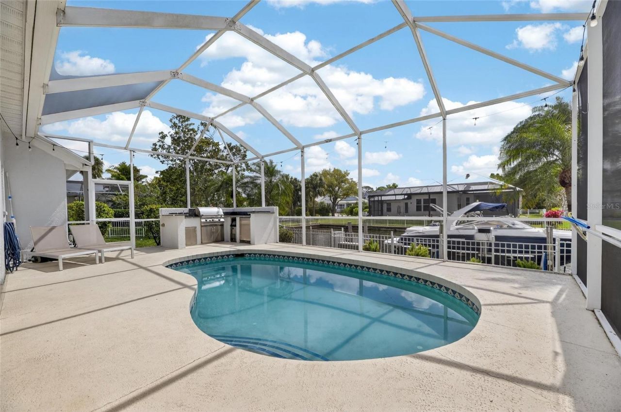 4720 Clipper Drive, Bradenton, FL 34208 Photo