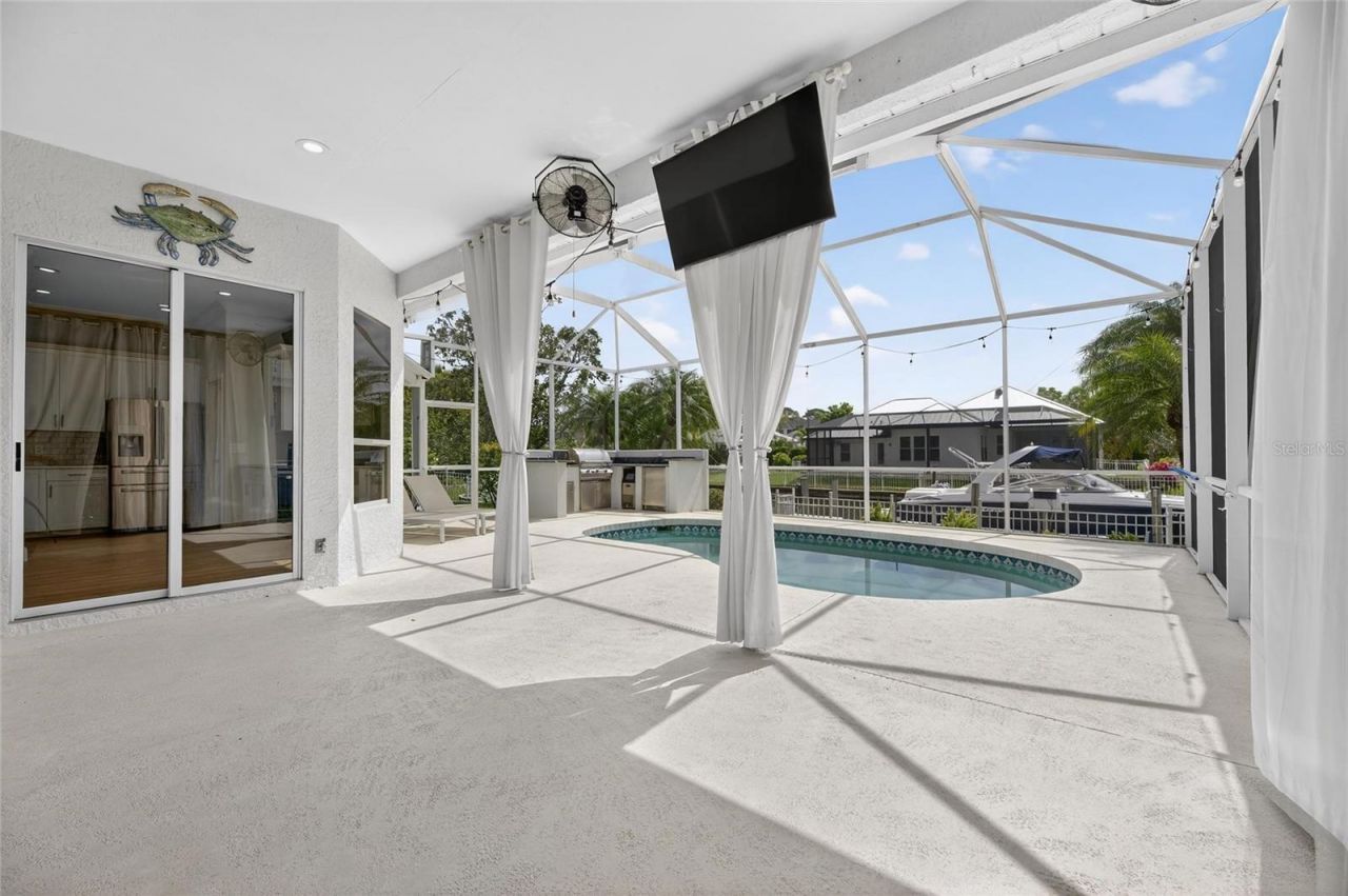 4720 Clipper Drive, Bradenton, FL 34208 Photo