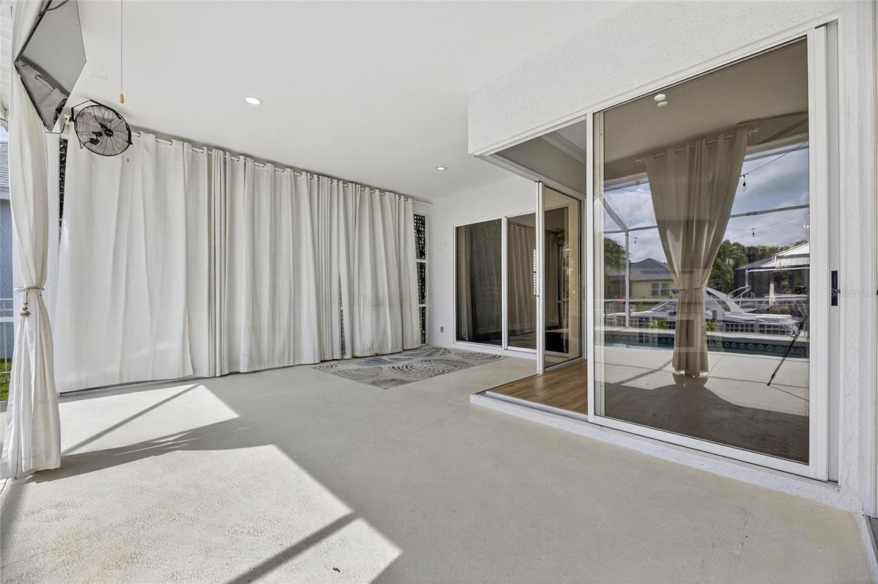 4720 Clipper Drive, Bradenton, FL 34208 Photo