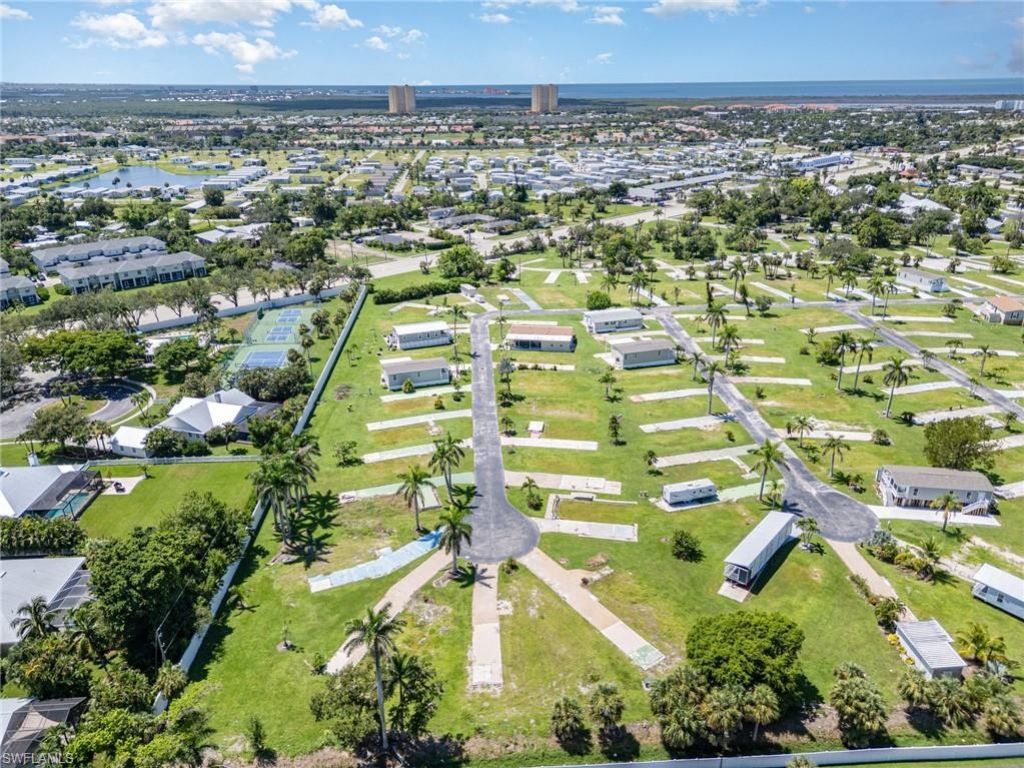 27 Cottonwood Dr, Fort Myers, FL 33908 Photo