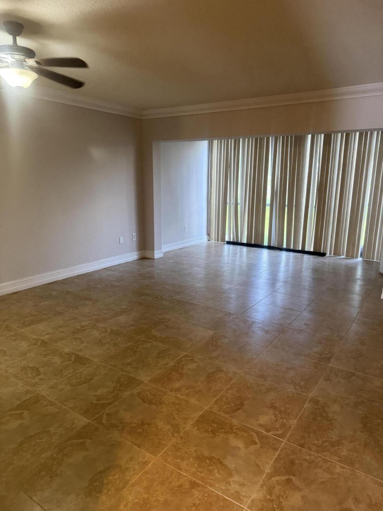 4112 Inverrary Drive, Unit 13f, Lauderhill, FL 33319 Main Photo