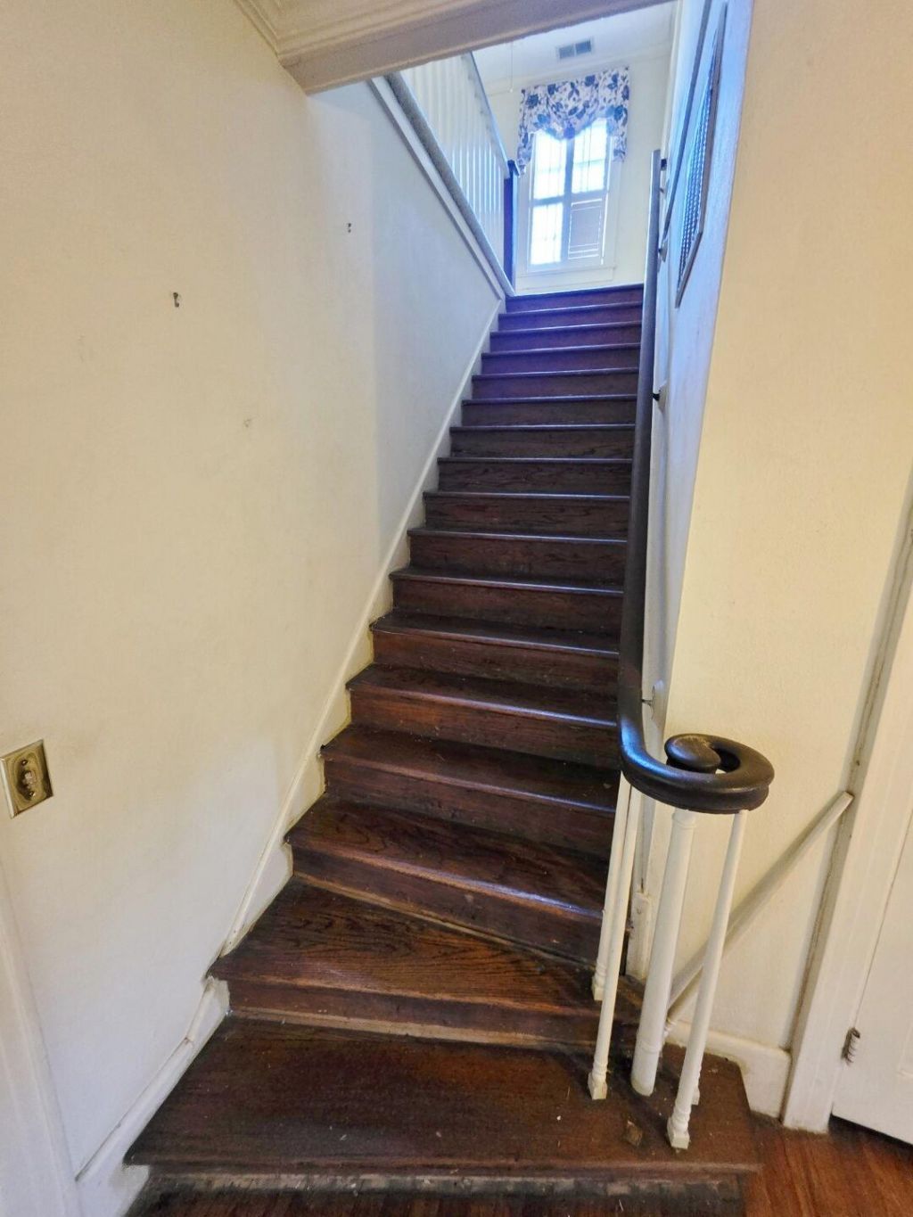 1107 Gilmore Avenue Photo 22