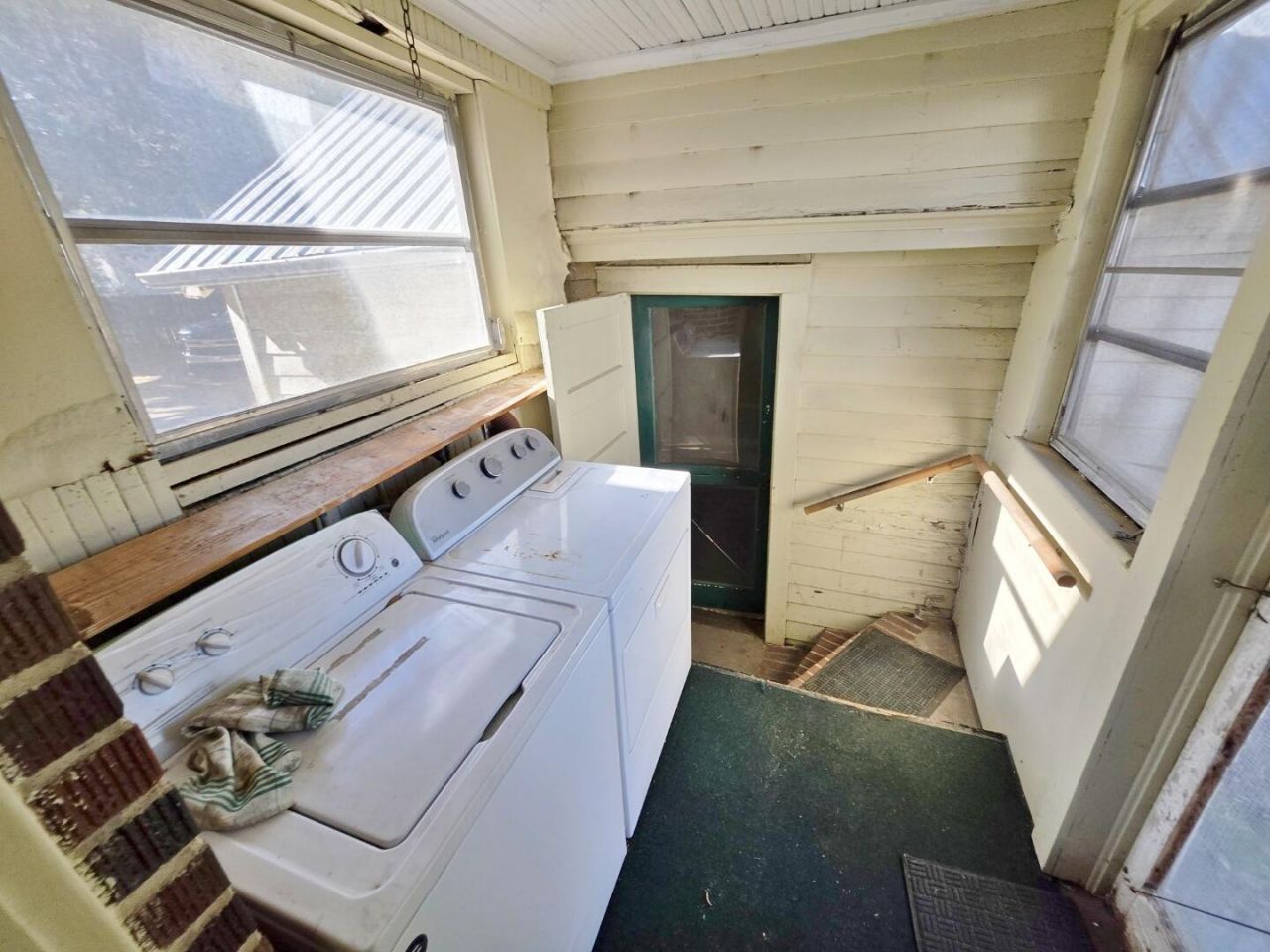 1107 Gilmore Avenue Photo 34