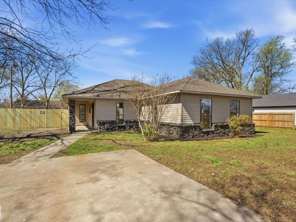 713 Edgerton Avenue, Trumann, AR 72472