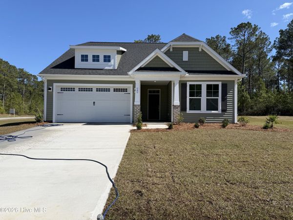 595 Newgate Court SE, Bolivia, NC 28422
