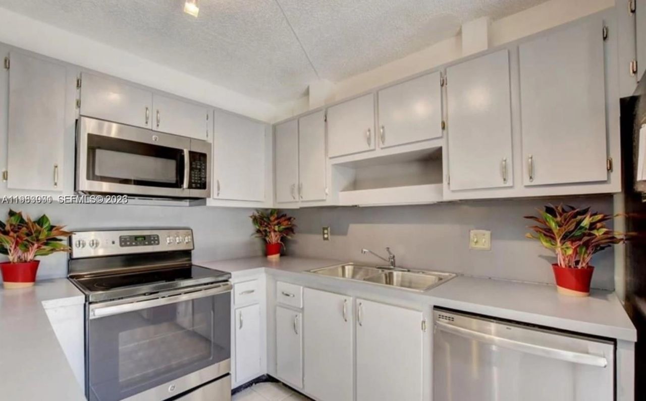 3103 Spanish Dr , Unit 2A, Delray Beach, FL 33445 Photo