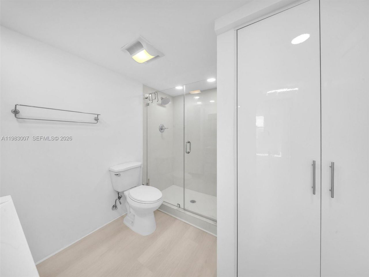 301 174th St, Unit 1818, Sunny Isles Beach, FL 33160 Photo