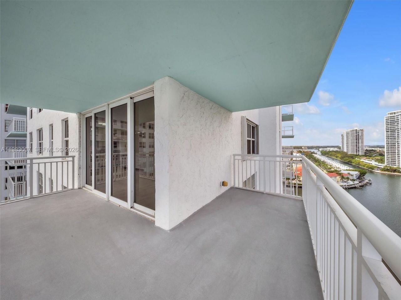 301 174th St, Unit 1818, Sunny Isles Beach, FL 33160 Photo
