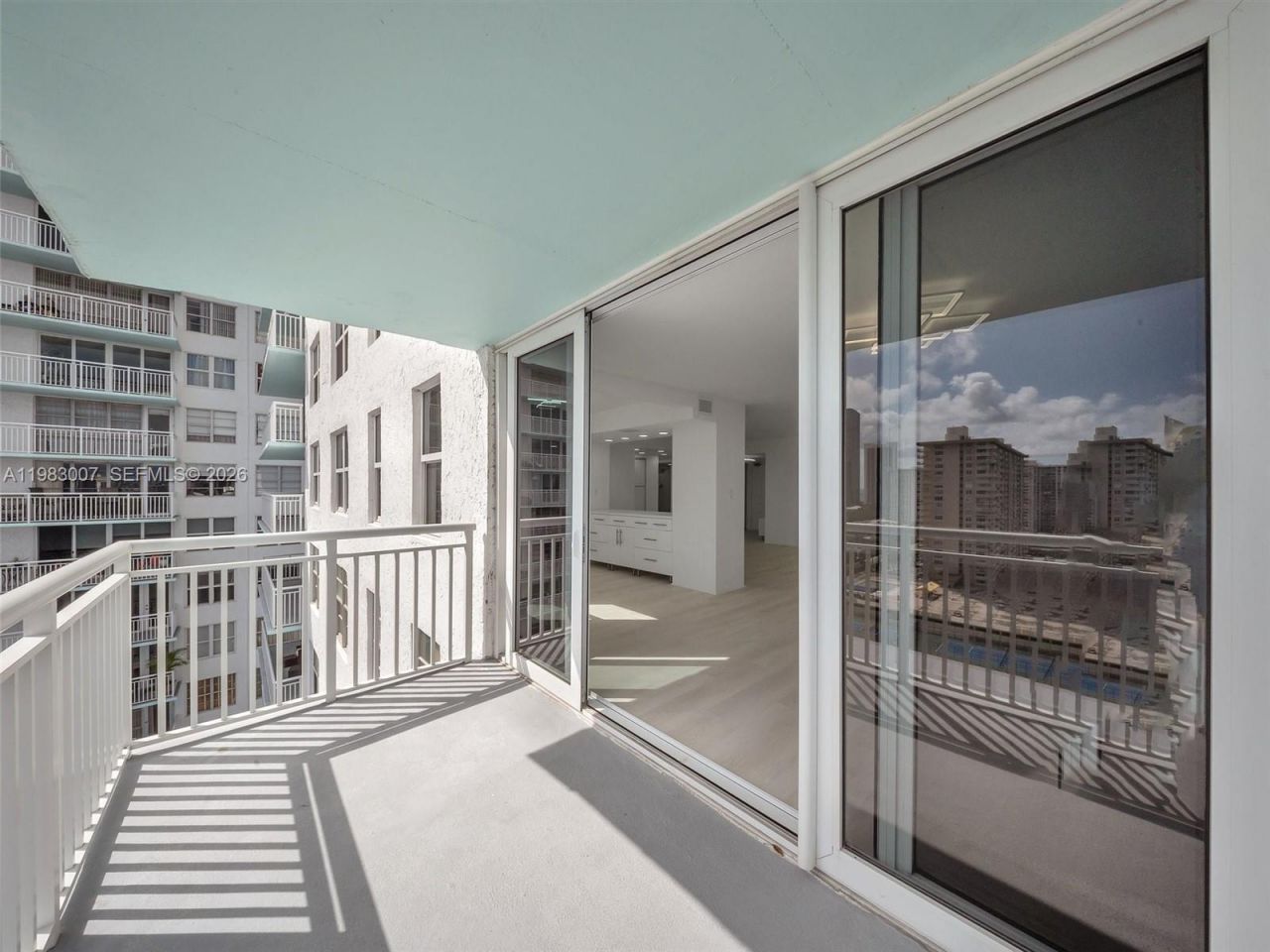 301 174th St, Unit 1818, Sunny Isles Beach, FL 33160 Photo