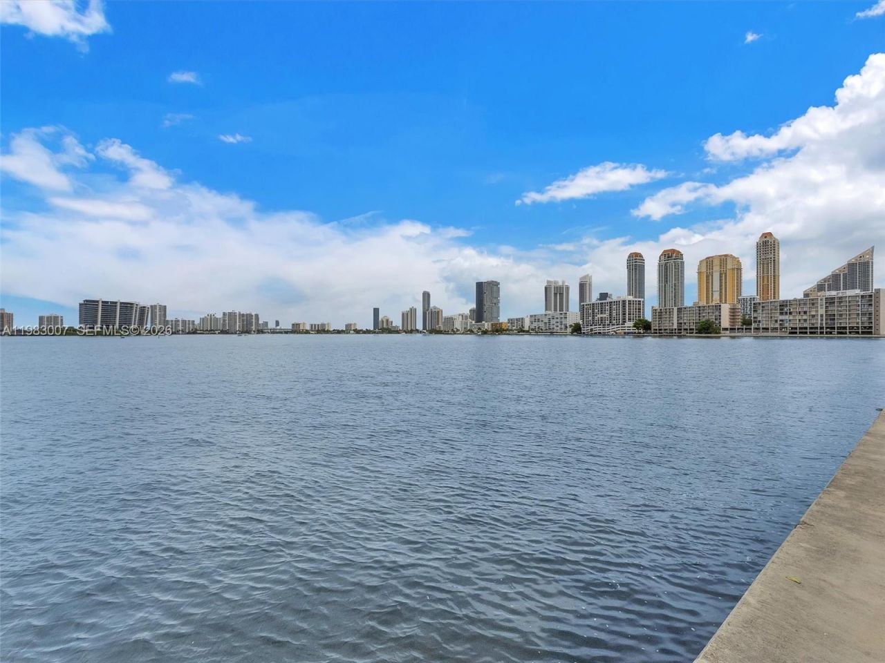 301 174th St, Unit 1818, Sunny Isles Beach, FL 33160 Photo
