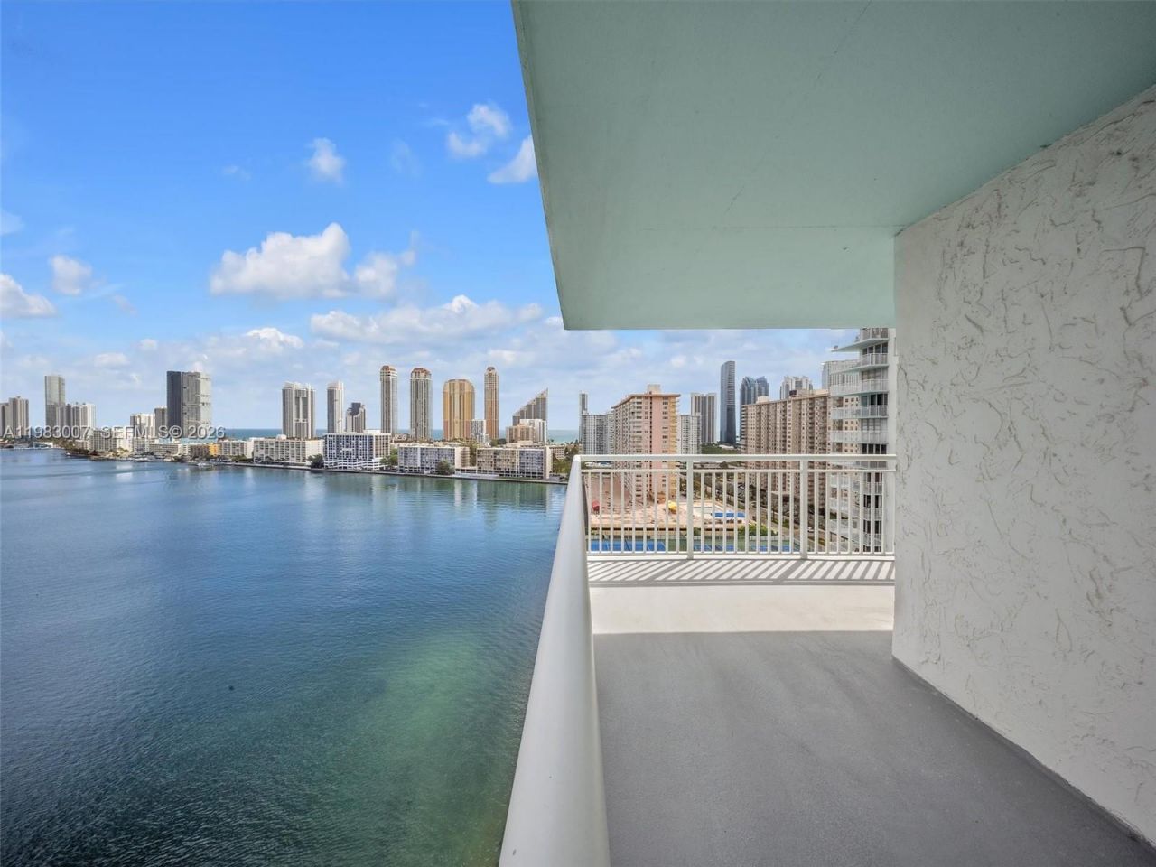 301 174th St, Unit 1818, Sunny Isles Beach, FL 33160 Photo