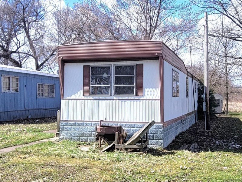 2300 S Danbury Station Road, Port Clinton, OH 43440 Photo 2