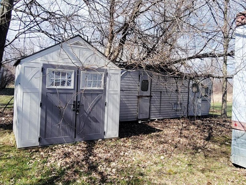 2300 S Danbury Station Road, Port Clinton, OH 43440 Photo 3