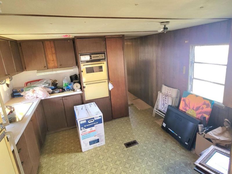 2300 S Danbury Station Road, Port Clinton, OH 43440 Photo 6