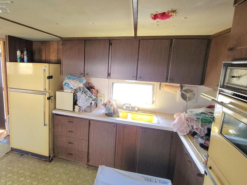 2300 S Danbury Station Road, Port Clinton, OH 43440 Photo 8