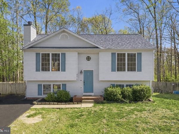 2616 RUFFIN DRIVE, FREDERICKSBURG, VA 22408