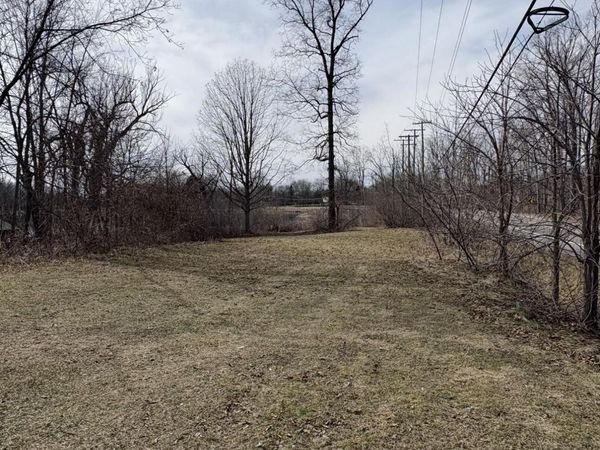 E Seymour Lake Road, Ortonville, MI 48462