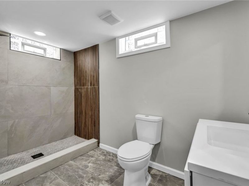 24150 S Woodland Road, Shaker Heights, OH 44122 Photo 41