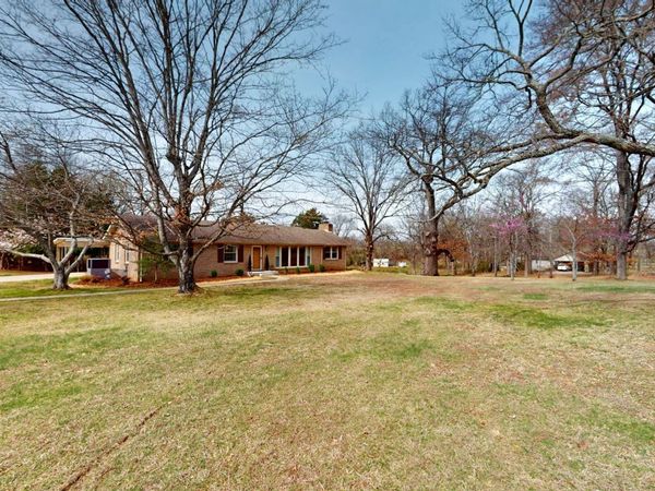 4334 Louise Rd, Cumberland Furnace, TN 37051